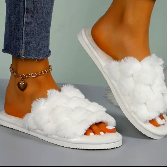 NEW Plush Honeycomb Super Soft Insole Slippers - Picture 1 of 2